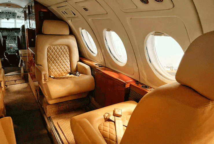 Why Traveling on Private Jet With Villiers Jets Is The Best Way To Go