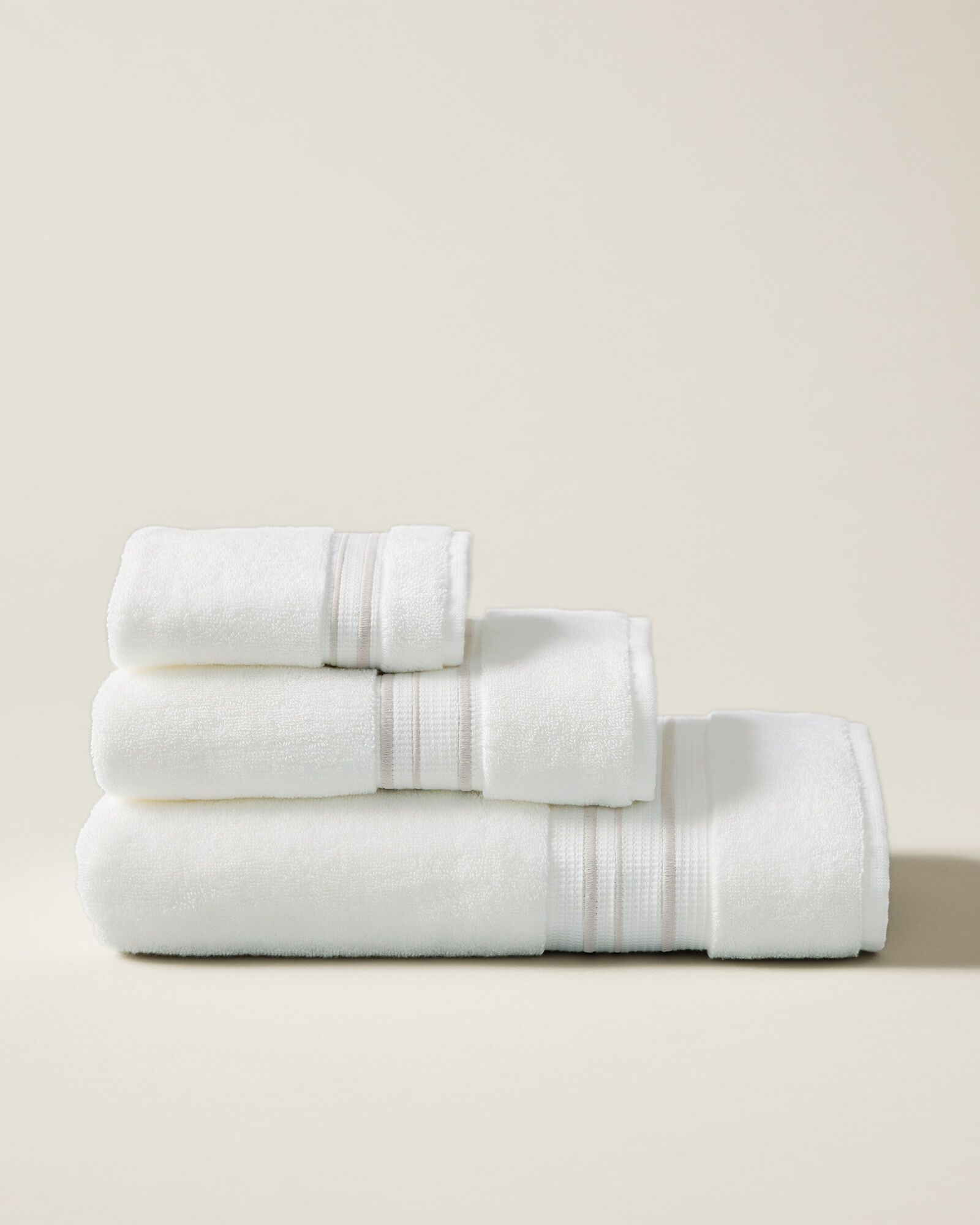 Serena and Lily set of luxurious Soho bath towels Serena and Lily set of luxurious Soho bath towels